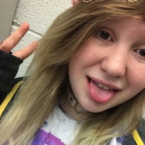 Meet your Posher, Joanie